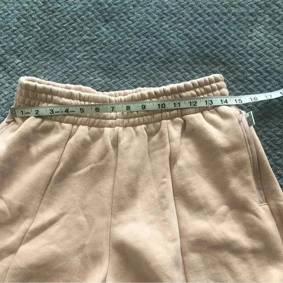 Good American the high waist sweat short blush pink size small - Picture 9 of 12